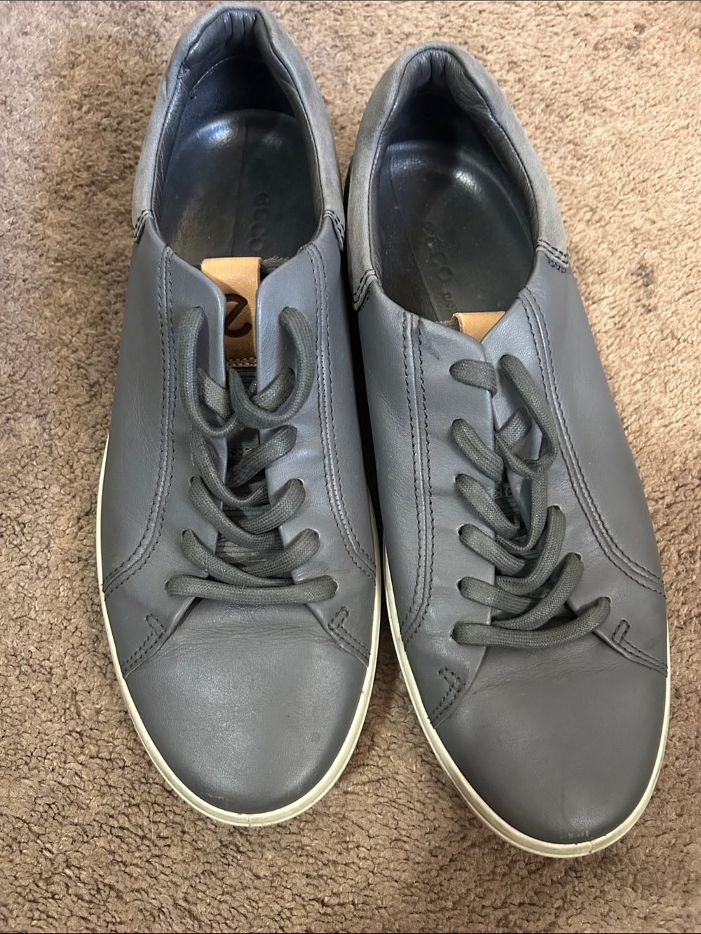 Ecco Men's Dark Gray Leather Lace-Up Sneakers size 9